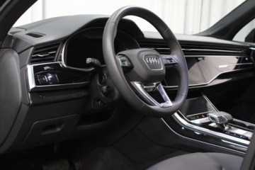 Audi Q7 II 2020 AUDI Q7 55 3.0 TFSI PremiumPlus 2020 V6 340 KM Mild Hybrid 7m TURBO czarny, zdjęcie 10
