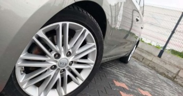 Kia Carens IV Minivan Facelifting 1.6 GDI 135KM 2017 Kia Carens Kia Carens 1.6 GDI ISG Vision 1.6 Benzyna 135KM, zdjęcie 10