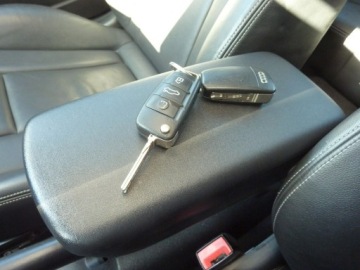 Audi A1 I Hatchback 3d 1.6 TDI 105KM 2011 Audi A1 3-drzwiowe 1.6 TDI, zdjęcie 16