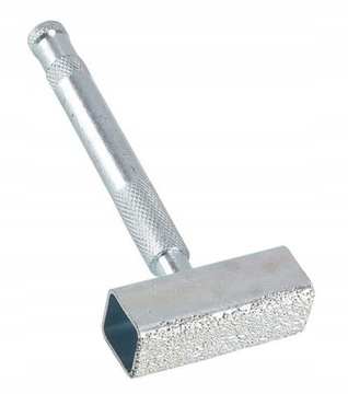 Устройство для центровки шлифовальных дисков.