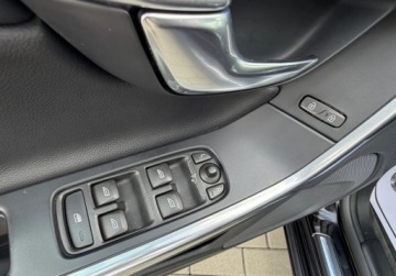 Volvo V60 I Kombi Facelifting 2.0 D3 DRIVE-E 150KM 2015 Volvo V60 2.0 Drive-E 150KM LED Harman Kardon BLIS City Safety OPLACONY, zdjęcie 18