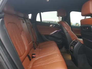 BMW X6 G06 2022 BMW X6 M50I 2022 4.4l 4.4 Benzyna 523KM, zdjęcie 10