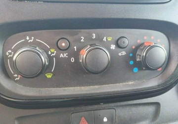 Opel Vivaro B Kombi Extra Long H1 2,9t 1.6 BiTurbo 125KM 2017 Opel Vivaro Tylko 162.000km 9 osob Super stanModel 2018 1.6 Diesel, zdjęcie 32