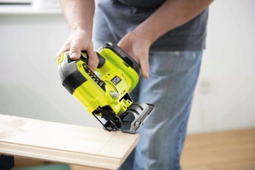 АККУМУЛЯТОРНЫЙ ЛОББИК RYOBI RYOBI R18JS-0 SOLO БЕЗ РЕГУЛИРОВКИ АККУМУЛЯТОРА