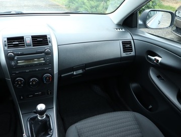 Toyota Corolla X Sedan Facelifting 1.4 D-4D 90KM 2013 Toyota Corolla 1.4 D-4D, Salon Polska, Klima, zdjęcie 7