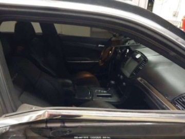 Chrysler 300C II 2012 Chrysler 300 SRT8 2012 6.4 Benzyna 470KM, zdjęcie 9