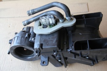 ОБДУВ ЗАДНЕГО ОБОГРЕВАТЕЛЯ VW ATLAS 3QF820003G 3QF820003E