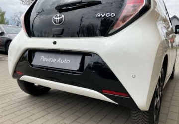 Toyota Aygo II Hatchback 5d 1.0 VVT-i 69KM 2016 Toyota Aygo Toyota Aygo Benzyna 69KM, zdjęcie 6