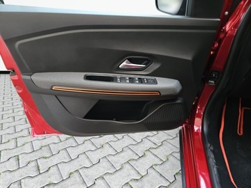 Dacia Sandero III Hatchback 5d 1.0 TCe 90KM 2021 Dacia Sandero Stepway, zdjęcie 17