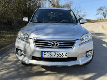 Toyota RAV4 III MPV Facelifting 2.2 D-4D 150KM 2011 Toyota RAV-4 4x4 2.2D 2011 Bogata Wersja Elektryka, zdjęcie 1
