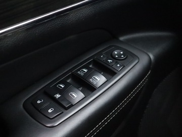 Jeep Grand Cherokee IV Terenowy Facelifting 3.0 V6 CRD 250KM 2014 Jeep Grand Cherokee 3.0 CRD, 246 KM, 4X4, zdjęcie 19