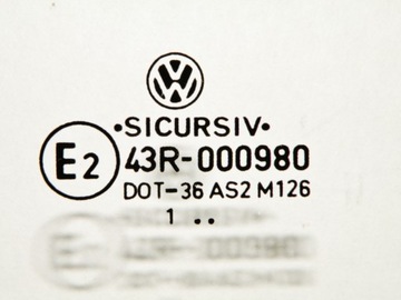 DO VW POLO II 86C 1981-1994 SKLO (OKNO) TROJŮHELNÁ LEVÝ BEZBAREVNÁ