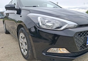 Hyundai i20 II Coupe 1.2 MPI 84KM 2017 Hyundai i20 1.2 84KM grzane fotele i kierownica bezszkodowy 1.2 Benzyna, zdjęcie 27