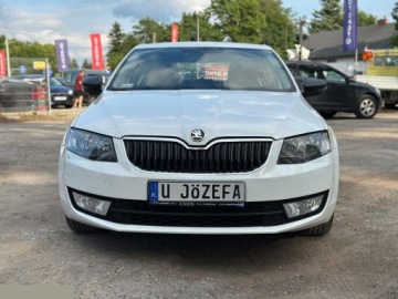 Skoda Octavia III Liftback 1.2 TSI 105KM 2014 Skoda Octavia 1.2 TSI Active 105KM 2014r, zdjęcie 3