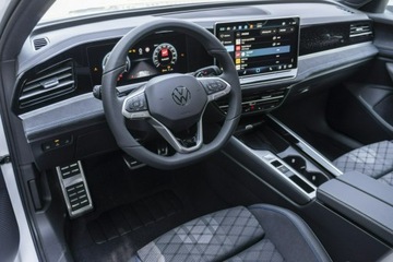 Volkswagen Passat B9 2026 Volkswagen Passat R-Line 2.0 TSI 4MOTION 265 KM, zdjęcie 14