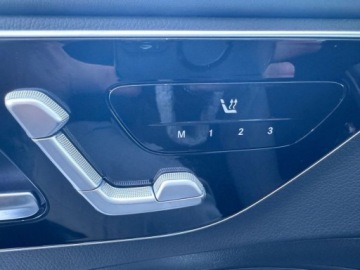 Mercedes Klasa C W206 Limuzyna 1.5 200 204KM 2023 Mercedes-Benz Klasa C C 200 AMG Panorama Kamera 360 HUD Night MBUX, zdjęcie 16