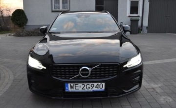 Volvo V60 II  Kombi 2.0 D4 190KM 2020 Volvo V60 VOLVO V60 2.0 B4 197km 2020R R-Design ORYGINAL Fa Vat23 2.0, zdjęcie 3