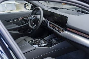 BMW Seria 5 G90-91 Touring 2.0 520d 197KM 2026 BMW 520 xDrive Limuzyna - Dostępny od ręki!, zdjęcie 20