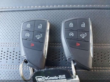 Chevrolet Silverado II 2024 Chevrolet Silverado 1500 High Country 2024 5.3 Benzyna 355KM, zdjęcie 12