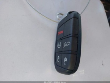 Jeep Grand Cherokee IV 2020 Jeep Grand Cherokee Overland 2020 5.7 Benzyna 360KM, zdjęcie 12