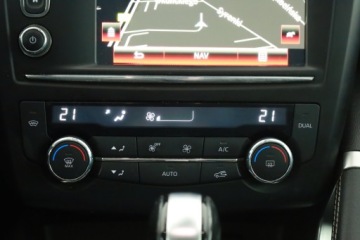 Renault Kadjar Crossover 1.2 Energy TCe 130KM 2017 Renault Kadjar 1.2 TCe, Salon Polska, zdjęcie 12