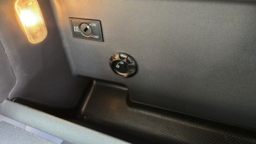 Volkswagen Touran II 1.6 TDI 105KM 2014 Volkswagen Touran Sewisowany 1.6 TDI, zdjęcie 25