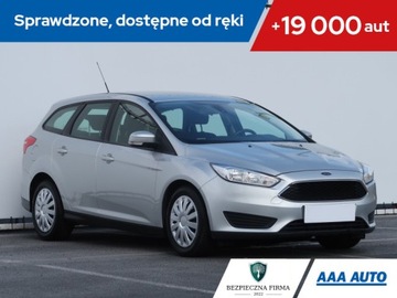 Ford Focus III Kombi Facelifting 1.5 TDCi 95KM 2015 Ford Focus 1.5 TDCi, Salon Polska, Serwis ASO