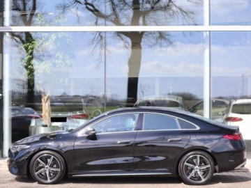 Mercedes CLA C118/X118 2025 MERCEDES-BENZ CLA 180 AMG Line Sedan 1.5 (136KM) 2025, zdjęcie 1