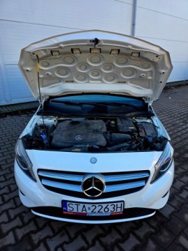 Mercedes Klasa A W176 Hatchback 5d Facelifting 180 122KM 2015 Mercedes A180 Aklasa 1,6 122KM 2Style Xenon, zdjęcie 3