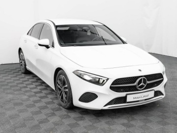 Mercedes Klasa A W177/V177 Sedan Facelifting 2.0 200d 150KM 2023 Mercedes A 200 GD8K647#200 d Progressive 8G-DCT, zdjęcie 2