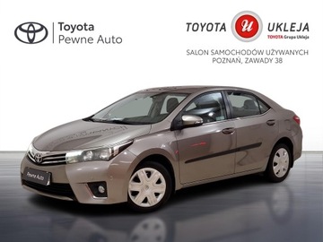 Toyota Corolla X Sedan Facelifting 1.6 Valvematic 132KM 2013