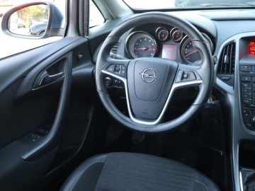 Opel Astra J Sedan 1.4 Turbo ECOTEC 140KM 2017 Opel Astra 1.4 T, Salon Polska, GAZ, VAT 23%, zdjęcie 6