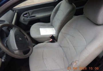 Renault Clio II Hatchback 1.2 60KM 2003 Renault Clio Renault Clio 1.2 Free 1.1 Benzyna 60KM, zdjęcie 2