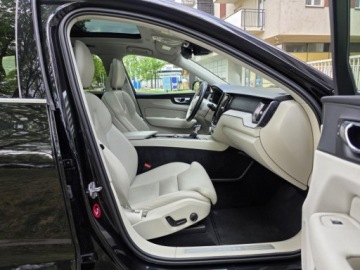 Volvo XC60 II Crossover T5 254KM 2018 VOLVO XC60 II Inscription, T5 2.0l benzyna Turbo 254KM*Przebieg: 98,476km, zdjęcie 34
