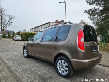 Skoda Roomster Mikrovan Facelifting 1.2 TSI 85KM 2013 Skoda Roomster 1.2 TSI Bogata Wersja 1.2 Benzyna 86KM, zdjęcie 9