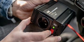 Преобразователь напряжения Newell с модифицированной синусоидой - 12 В/230 В, 300 Вт