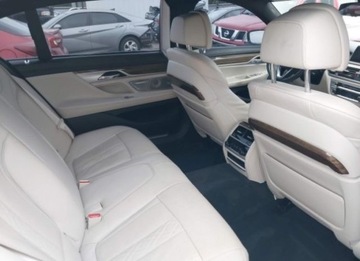 BMW Seria 7 G11-G12 2018 BMW Seria 7 2018, 4.4L, od ubezpieczalni 4.4 Benzyna 445KM, zdjęcie 10