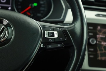 Volkswagen Passat B8 Variant 2.0 TDI BlueMotion SCR 150KM 2017 VW Passat 2.0 TDI, Automat, Navi, Klima, zdjęcie 15