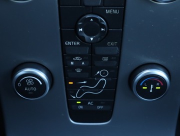 Volvo S40 II 2.0 D 136KM 2009 Volvo S40 2.0 D, Salon Polska, Klima, Klimatronic, zdjęcie 14