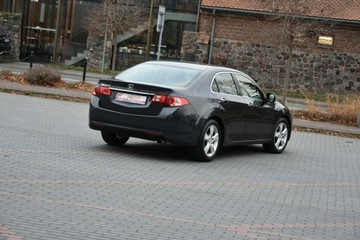 Honda Accord VIII Sedan 2.0 VTEC 156KM 2012 Honda Accord 2.0i-VTEC 156KM Manual X.2012r. Salon, zdjęcie 18