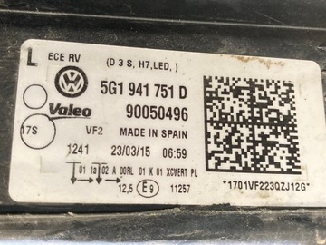 ЛЕВАЯ СВЕТОДИОДНАЯ КСЕНОНОВАЯ ЛАМПА VW GOLF VII R 5G1941751D
