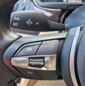 BMW Seria 5 F10-F11 Limuzyna 535d 300KM 2012 BMW Seria 5 530XD 300KM 4X4 HeadUp 3.0 Diesel 300KM, zdjęcie 12