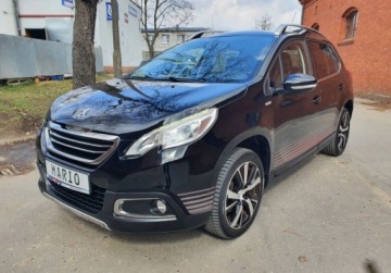 Peugeot 2008 I SUV 1.2 PureTech 110KM 2015 Peugeot 2008 Urban Cross LED Nawigacja GetHelp 1.2 Benzyna 110KM, zdjęcie 6