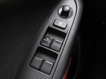 Mazda CX-3 Crossover 2.0 SKY-G i-ELOOP 150KM 2016 Mazda CX-3 2.0 Skyactiv-G, Salon Polska, zdjęcie 15