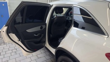 Mercedes GLC C253 2019 Mercedes-Benz GLC spelnij swoje marzenia o posiadaniu pieknego bialego SUV, zdjęcie 31