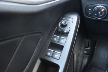 Ford Focus IV Kombi Facelifting 1.0 EcoBoost 125KM 2023 Ford Focus SalonPL 1.0 125KM Combi Titanium Climatronic Tempomat LED VAT23, zdjęcie 25