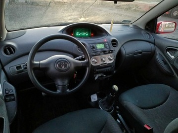 Toyota Yaris I 1.3 i 16V 86KM 2003 Toyota Yaris 1.3 03r, zdjęcie 6
