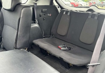 Mitsubishi Outlander II 2.0 DID DOHC 140KM 2009 Mitsubishi Outlander 4x4 7 osobowy 2.0 Diesel 140KM, zdjęcie 18