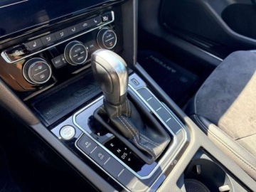 Volkswagen Arteon Fastback Facelifting 2.0 TDI 200KM 2020 Volkswagen Arteon 2.0 TDI 240KM R-Line 4x4 DSG Kamera360 DCC Virtual Panor, zdjęcie 18