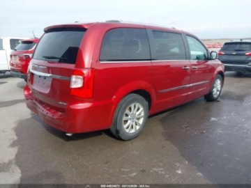 Chrysler Town &amp; Country V 2016 Chrysler Town Country Limited Platinum 2016 3.6 Benzyna 283KM, zdjęcie 5